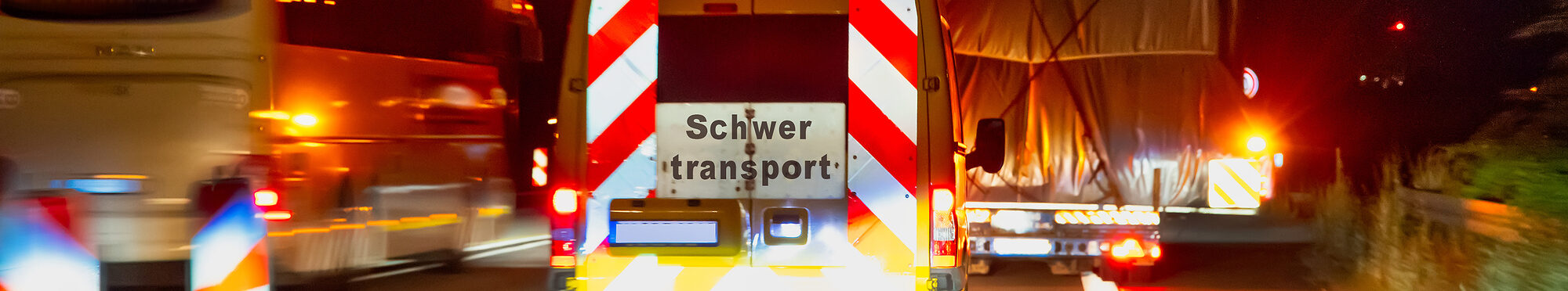 Motivbild Schwertransport [Foto: © EKH-Pictures - stock.adobe.com]