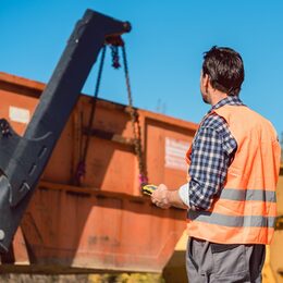 Motivbild Container [Foto: © Kzenon - stock.adobe.com]