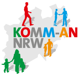 Logo des Landesförderprogramms KOMM-AN NRW des Ministeriums für Kinder, Jugend, Familie, Gleichstellung, Flucht und Integration NRW