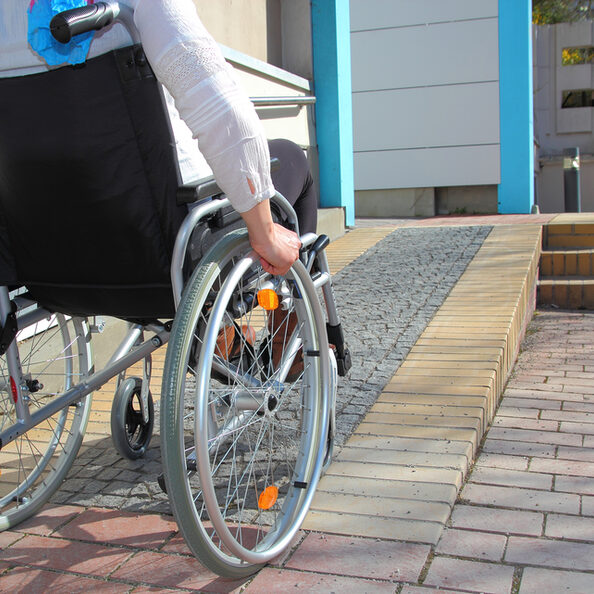 Motivbild Rollstuhlfahrer, Schwerbehinderung
