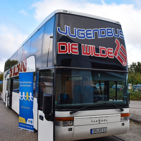 Jugendbus "Wilde 13"