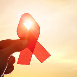 Motivbild Aids-Schleife [Foto: © REDPIXEL - stock.adobe.com]