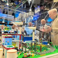 Bild zeigt Landrat Wolfgang Spelthahn auf der dritten H2-Messe des Kreises Düren im August 2023.