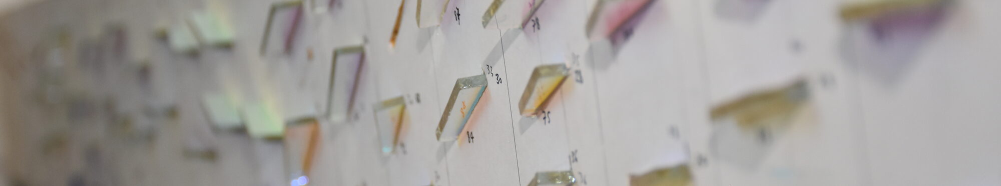 Verschiedene Glassorten sind dargestellt