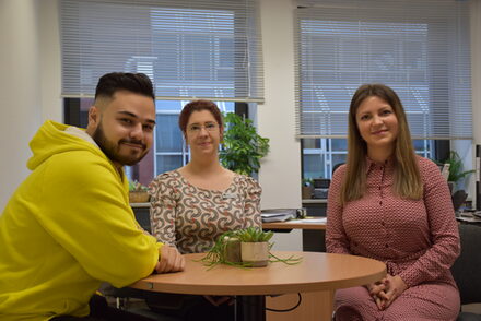 Das Dolmetscherteam im Büro