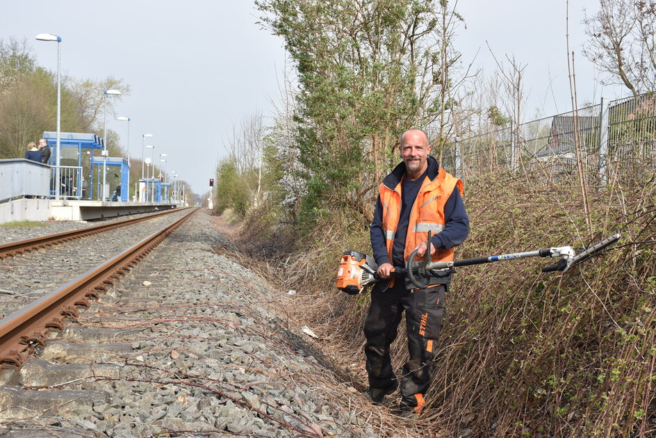 Kusber bei Bahnsteigarbeiten