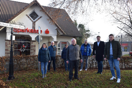 Überzeugten die Jury im Wettbewerb "Unser Dorf hat Zukunft": Simone Valder (Orga-Team), Jakob Poll ("Aktiv für Gey"), Birgit Kaminski (Pfarre St. Antonius Gey), Paul Bolz (Ortsvorsteher und Vorsitzender Dorfgemeinschaft Gey e.V.), Jörg Simon (Orga-Team), Stefan Grießhaber (2. Vorsitzender Dorfgemeinschaft Gey e.V.) und Patrick Kremer (Geschäftsführer Dorfgemeinschaft Gey e.V.) (v.l.).