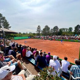 Bild zeigt Blick auf Tennis-Match