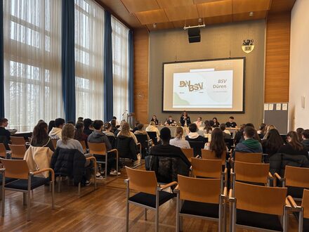 Die Bezirksdelegiertenkonferenz im Kreishaus Düren.