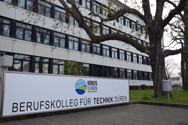Schild Berufskolleg Technik