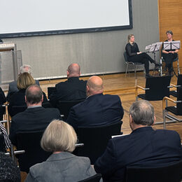 Im Rahmen einer kleiner Feier wurden verdiente  Kreistagsmitglieder aufgrund ihres Engagements für die Bürgerinnen und Bürger von Landrat Dr. Ralf Nolten geehrt