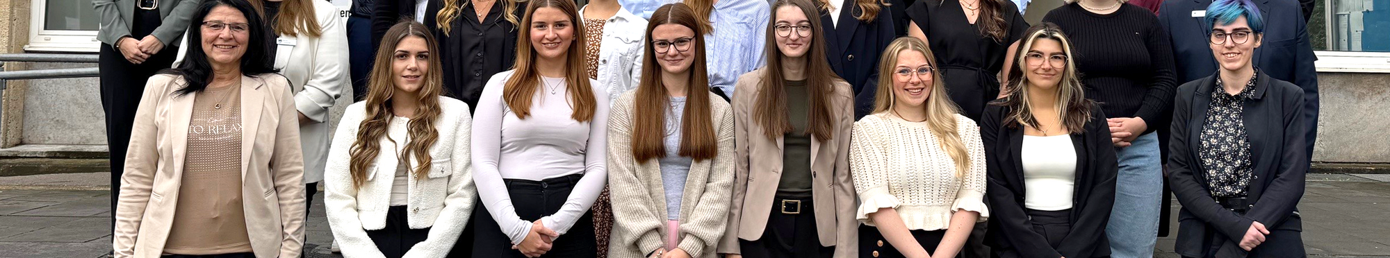 Gruppenfoto der Nachwuchskräfte