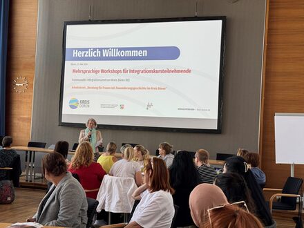 Kreis-Dezernentin Sybille Haußmann begrüßte die Anwesenden.