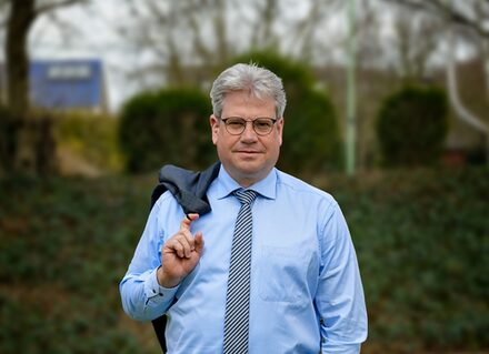 Bild zeigt Indens Bürgermeister Stefan Pfennings.